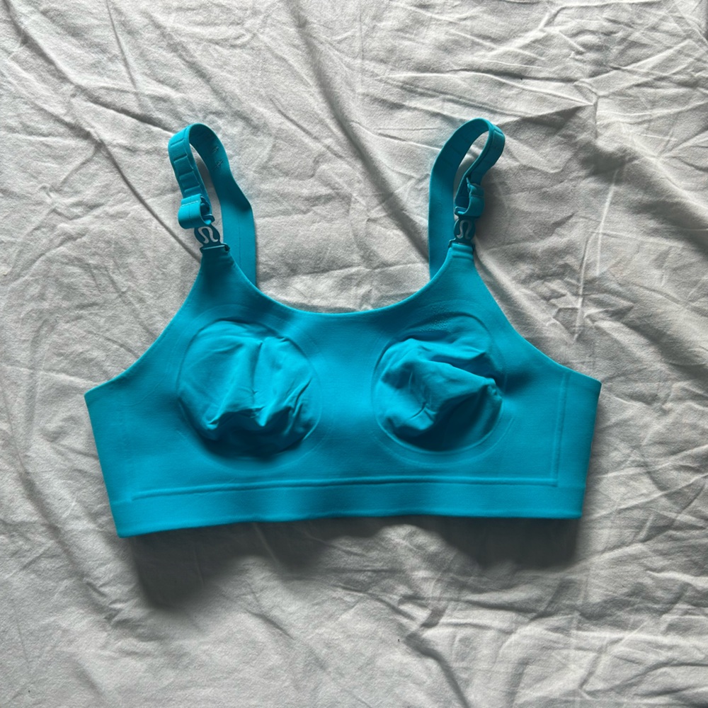 Lululemon sports bra 36C